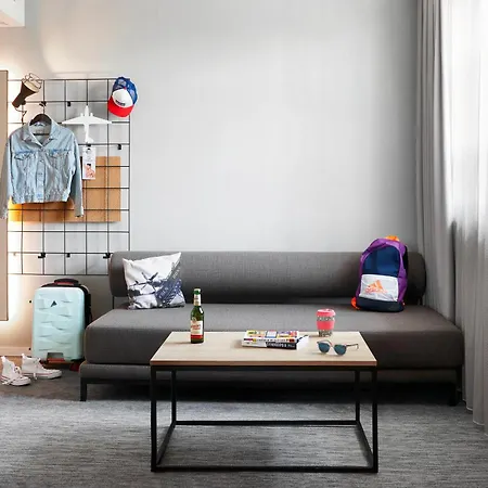Moxy Muelheim 4*