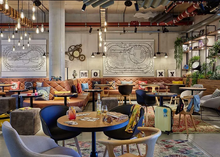 Moxy Muelheim 4* ケルン