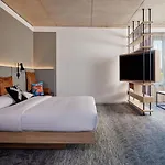 Moxy Muelheim מלון 4*