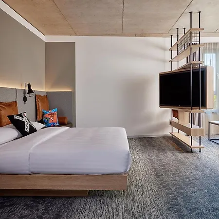 Moxy Muelheim Hotel 4*