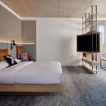 Moxy Muelheim Köln