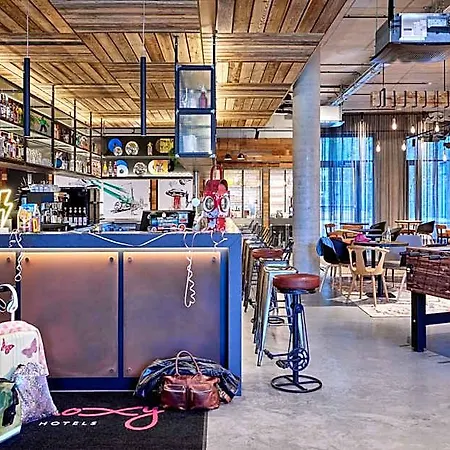 Moxy Muelheim Köln