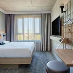 Moxy Muelheim 4* קלן
