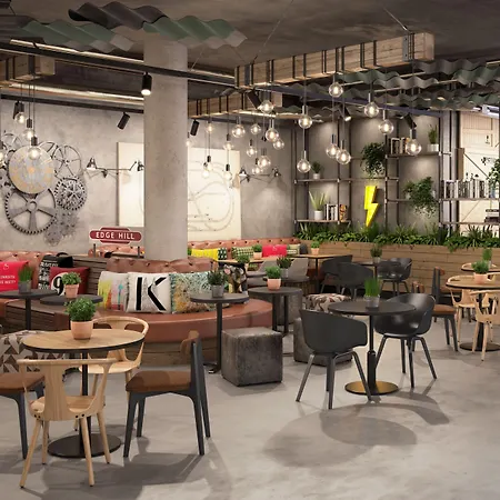 Отель Moxy Muelheim Кёльн